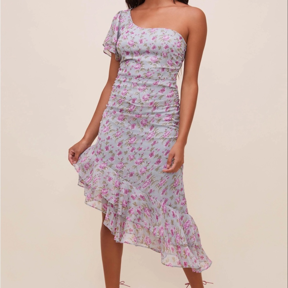 ASTR Lisa floral one shoulder dress